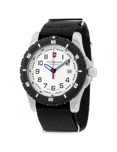 Victorinox Swiss Army Men's Quartz Watch - Maverick Sport Black Nylon Strap | 241676.1 50% de réduction en Octobre 2024